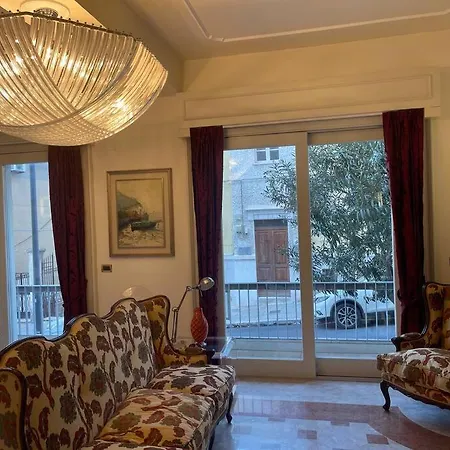 Fancy House Апартаменты