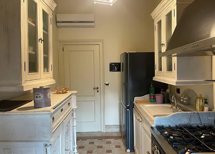 Fancy House Apartment *